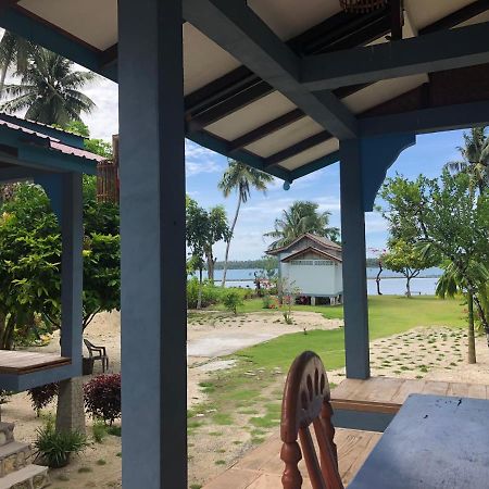 New Raya - Nias Beach Bungalows Lagudri Екстер'єр фото
